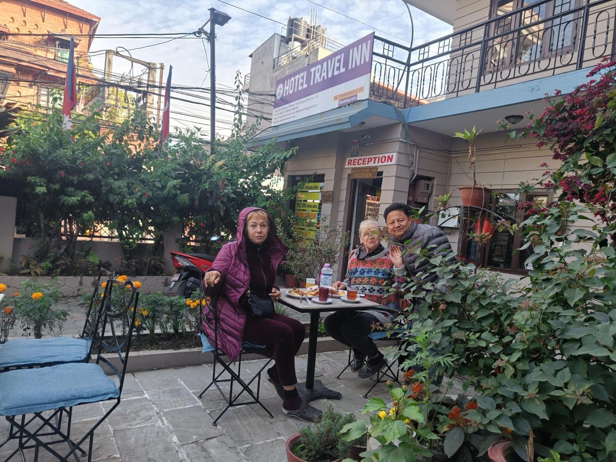 Hotel Travel Inn Pokhara Eksteriør billede